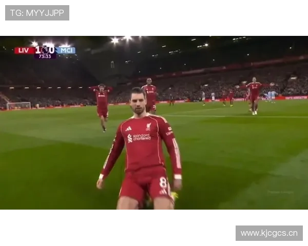 [国际足球]奥尔莫精妙直塞 索博斯洛伊推射破门.